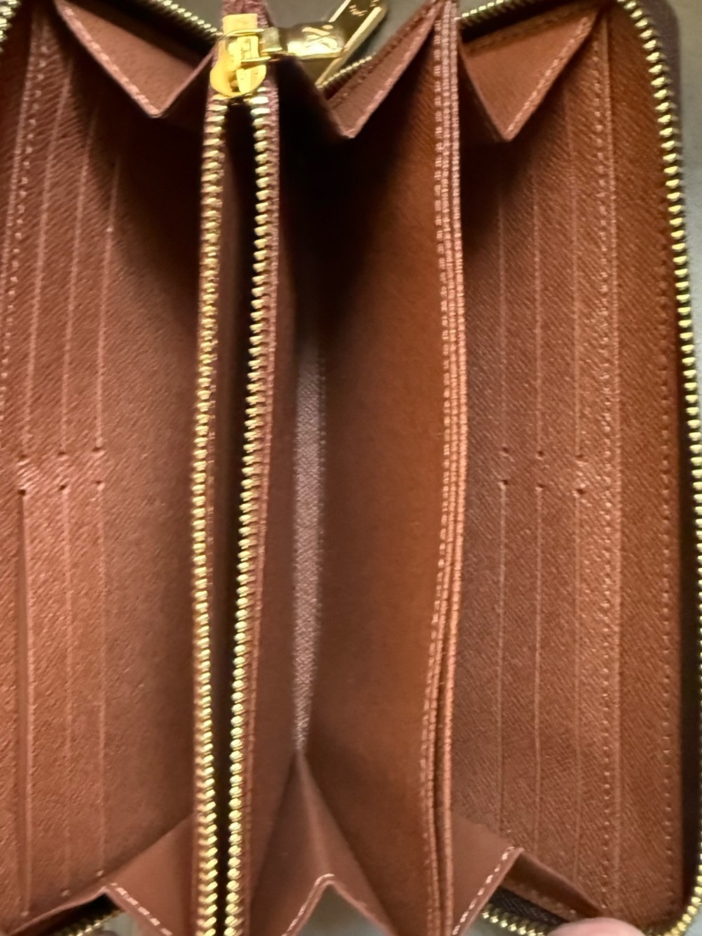 Louis Vuitton zippy wallet - Picture 4 of 10